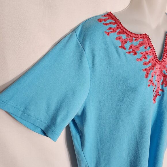 Quacker Factory Womens T Shirt Size Medium Short Sleeve Coral Embroidered Beaded - Picture 6 of 9